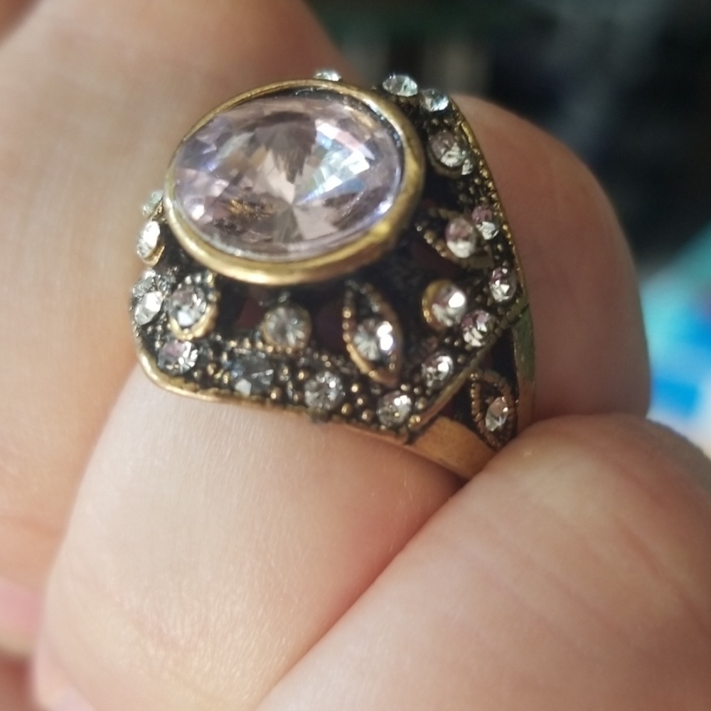 ❇️❇️Fashion Gold Rhinestone Ring
